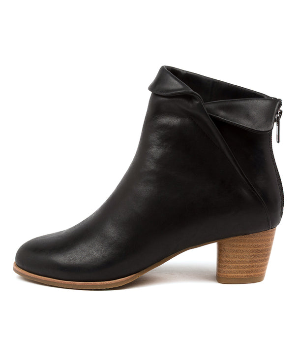 Side view Women's Ziera Footwear style name Grale in Black Leather. Sku: ZR10287BLALE