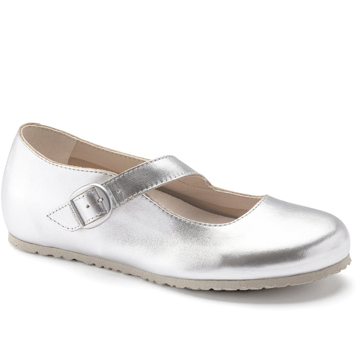 Quarter turn Women's Birkenstock Footwear style name Tracy Leather Narrow in color Silver. Sku: 1019729