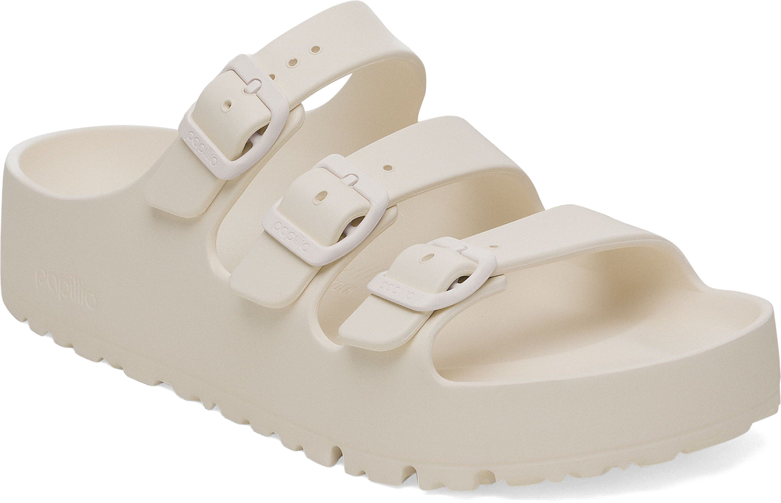 Quarter turn view Women&