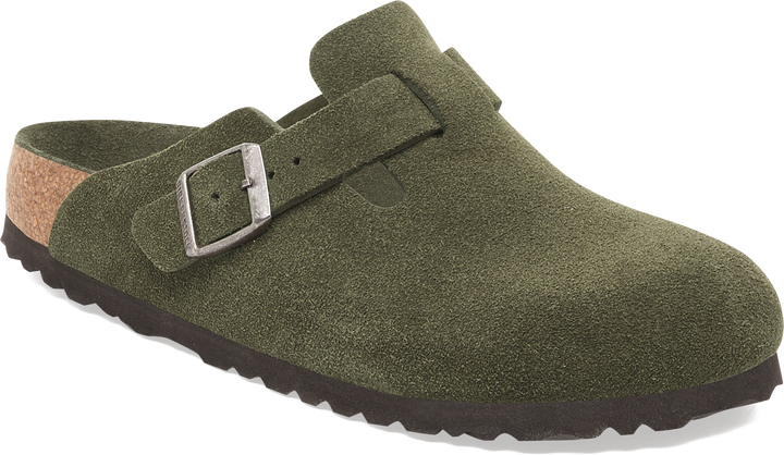 Quarter turn view Men's Birkenstock Footwear style name Boston Soft Footbed Suede in color THYME SDE. Sku: 1030879