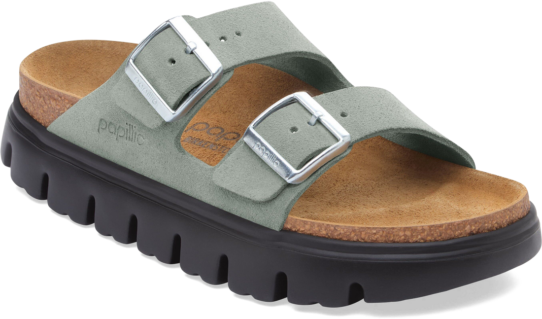 Quarter turn view Women&