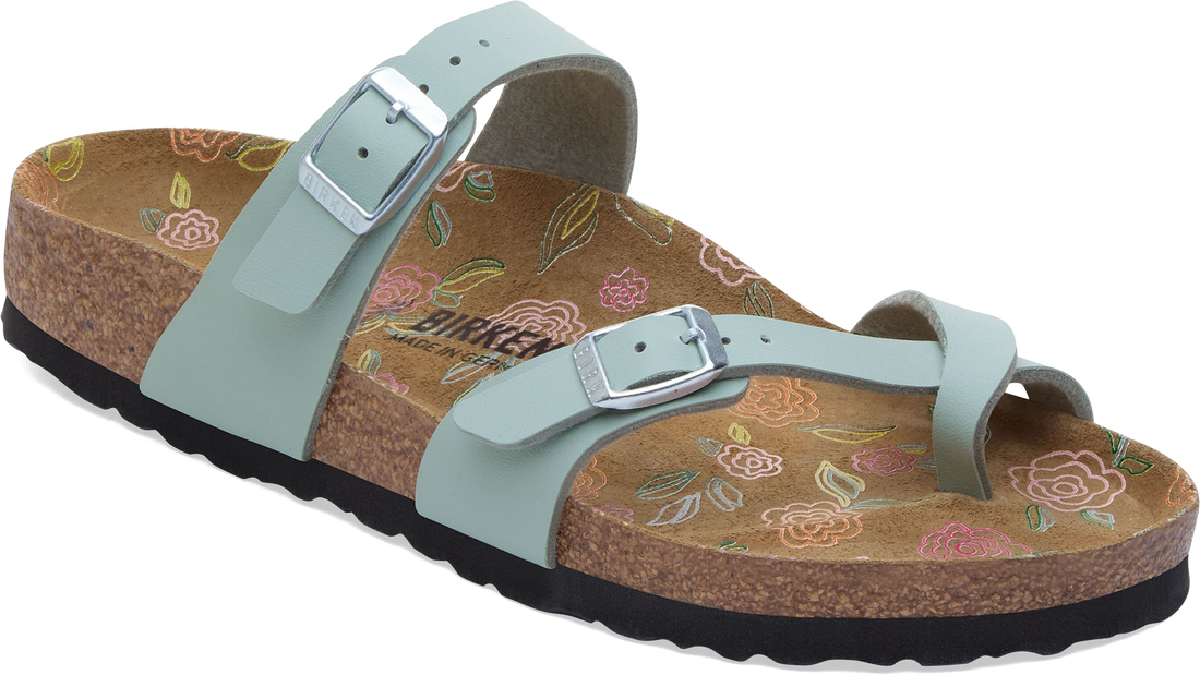 Quarter turn view Women&