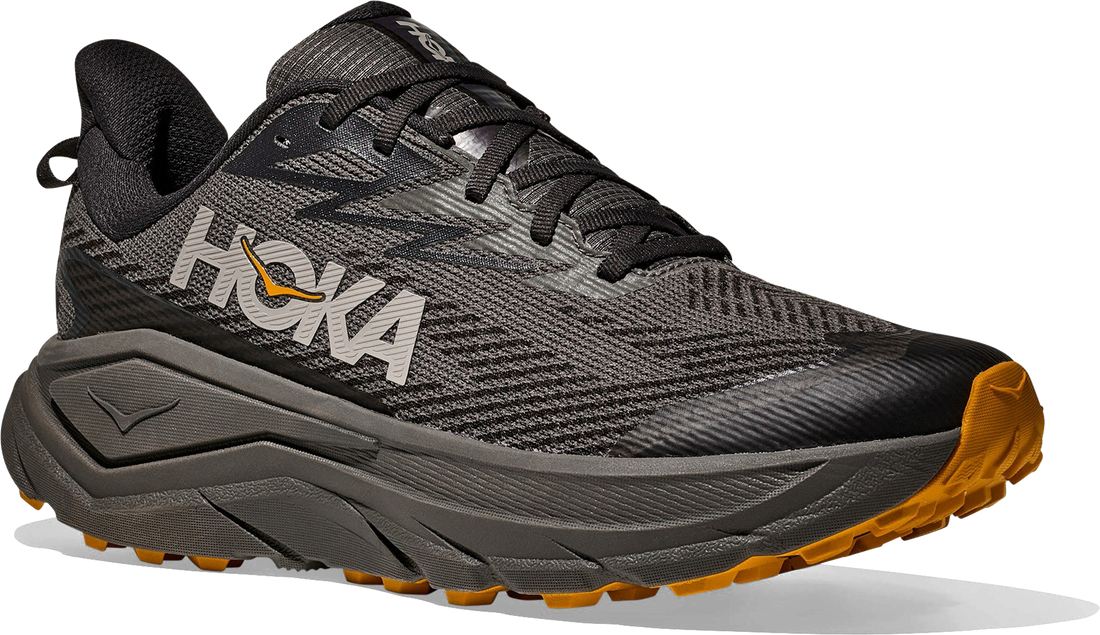 Quarter turn view Men&