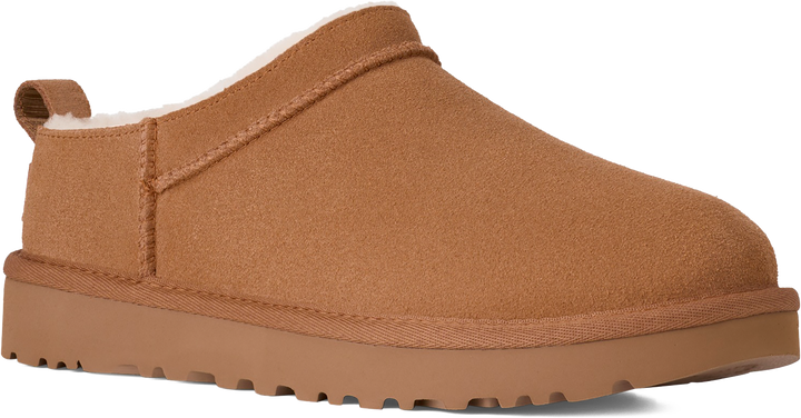 Quarter turn view Women's UGG Footwear style name Classic Micro in color CHESTNUT. Sku: 1173891-CHE
