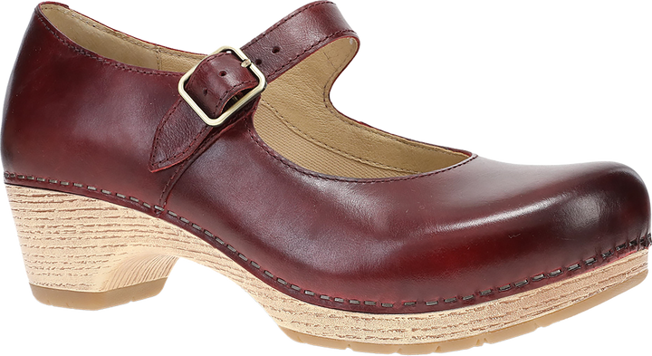 Quarter turn view Women's Dansko Footwear style name Lilah in color RED WAX BR. Sku: 2216041400