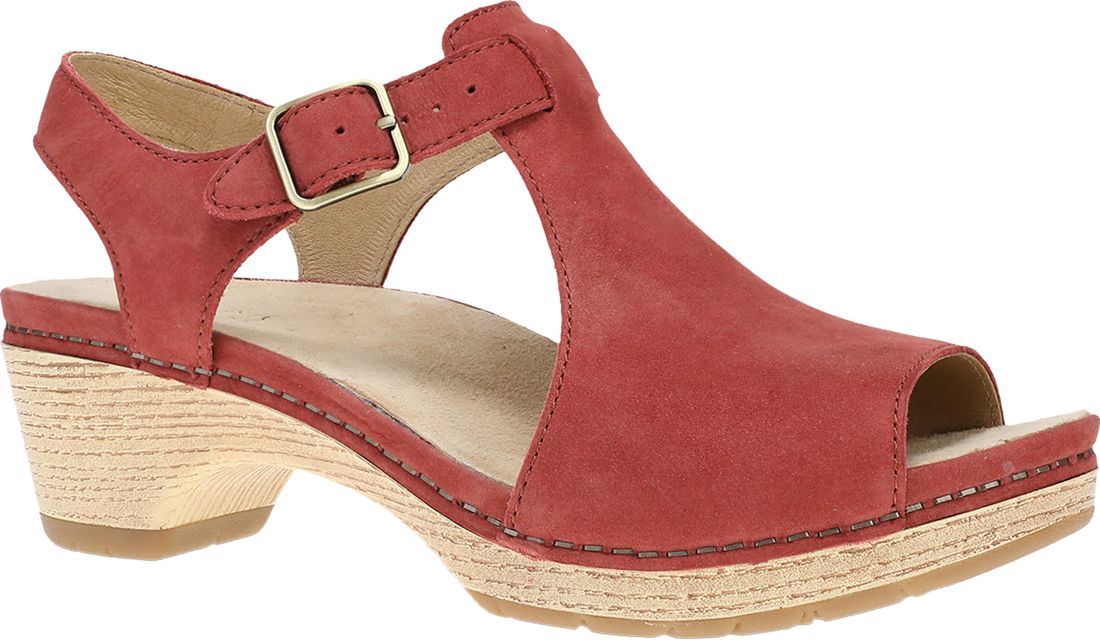 Quarter turn view Women&