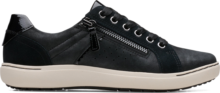 Quarter turn view Women's Clarks Footwear style name Nalle Zen Wide in color BLK INTRST. Sku: 26183115W