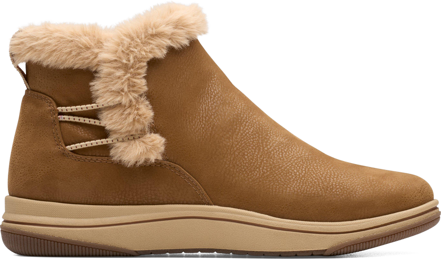 Quarter turn view Women's Clarks Footwear style name Breeze Fur Wide in color DK TAN CMB. Sku: 26184183W