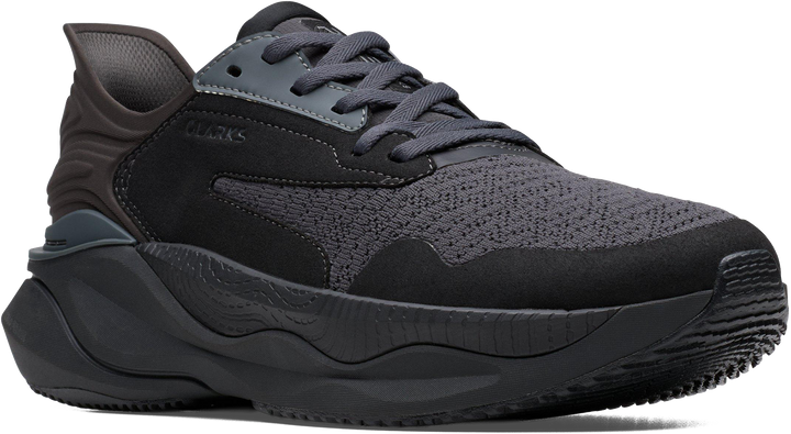 Quarter turn view Men's Clarks Footwear style name Clarks Pace Wide in color BLACK. Sku: 26184667W