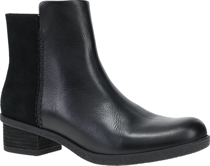 Quarter turn view Women's Dansko Footwear style name Denay Waterproof in color BLK WP ML. Sku: 2935020200