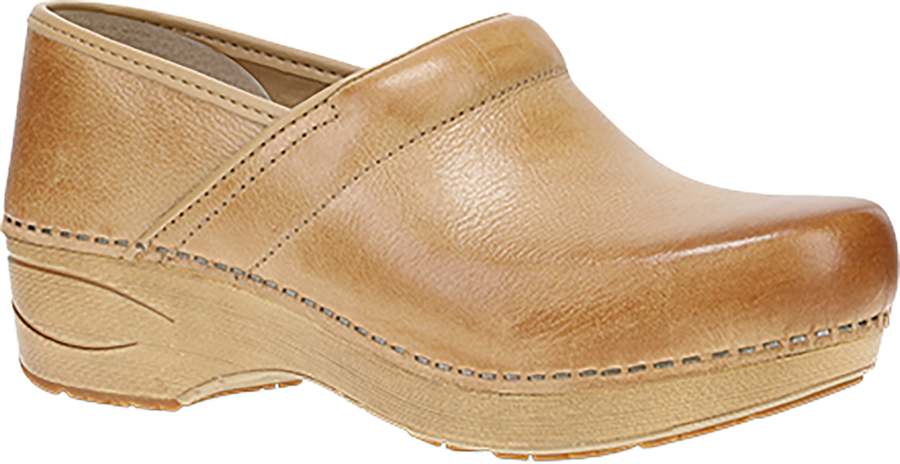 Quarter turn view Women's Dansko Footwear style name Xp 2.0 in color HONEY DIST. Sku: 3950581212