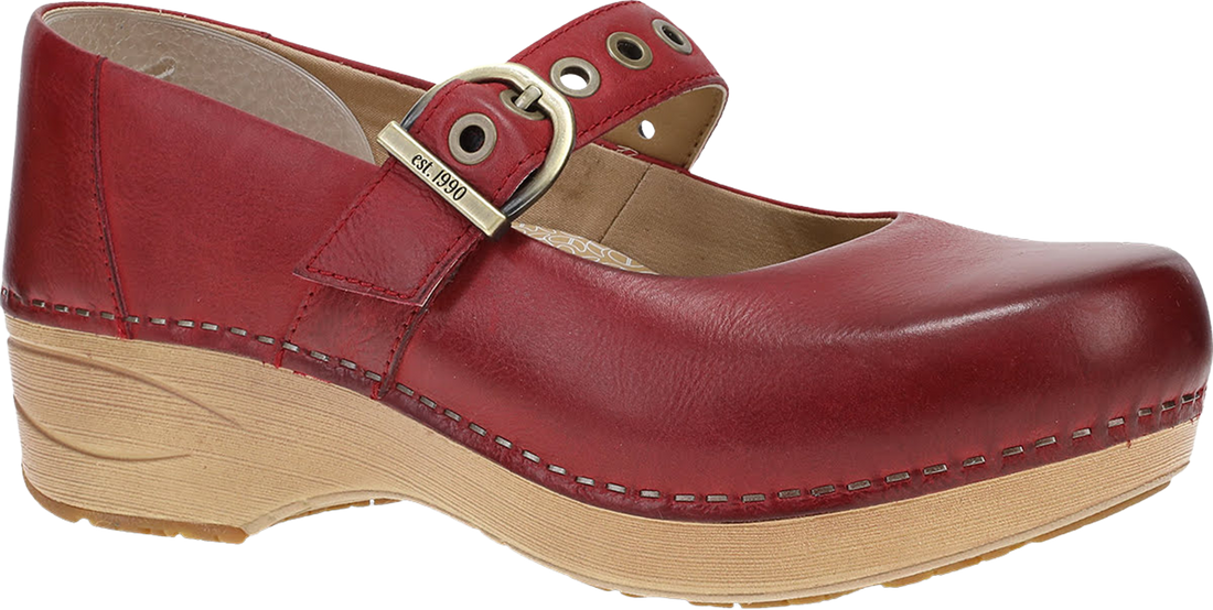 Quarter turn view Women&