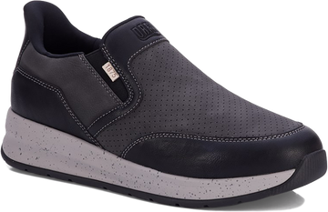 Quarter turn view Men's Drew Footwear style name Caleb 6E in color BLK COMBO. Sku: 40117-196E