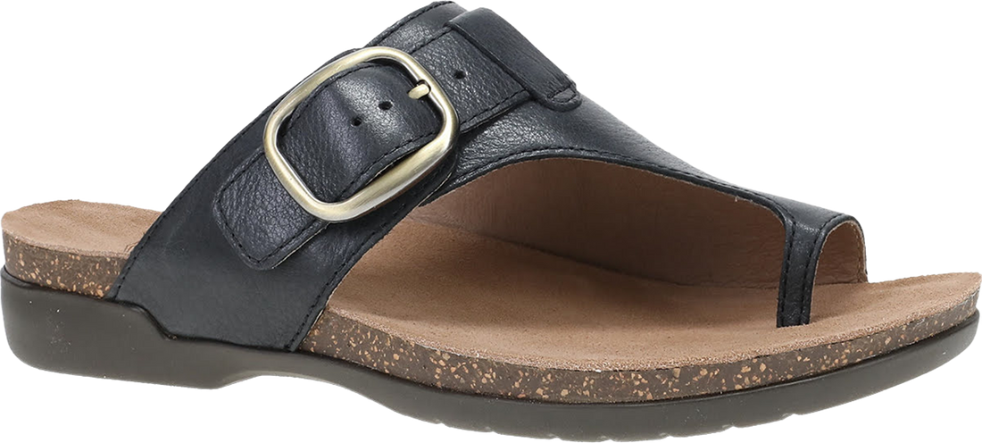 Quarter turn view Women&