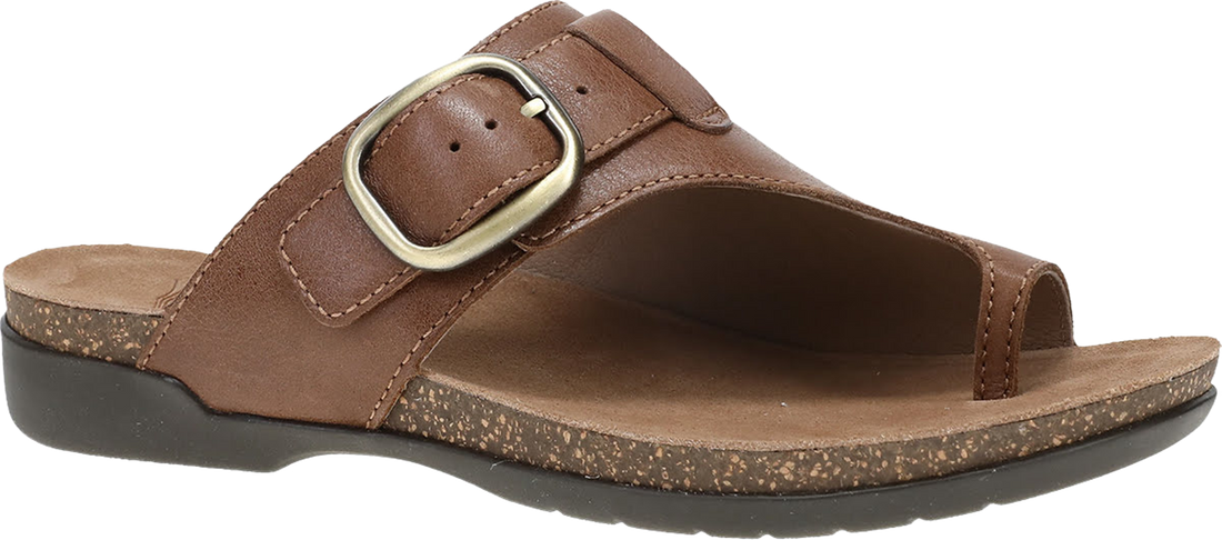 Quarter turn view Women&