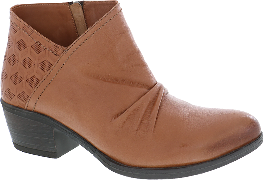 Quarter turn view Women's Biza Footwear style name Virginia in color BRANDY. Sku: 7050224