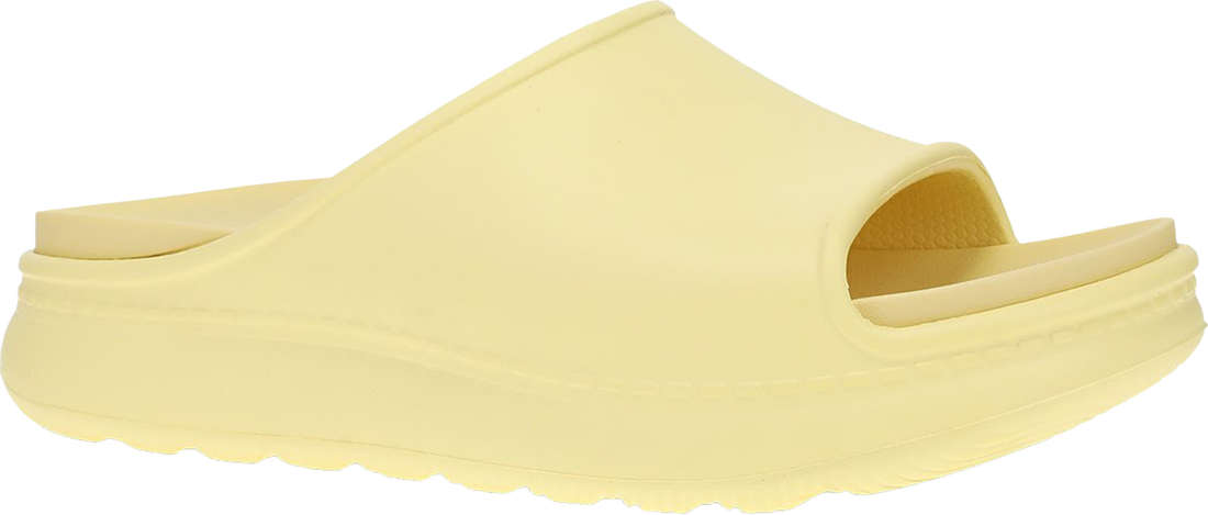 Quarter turn view Women&