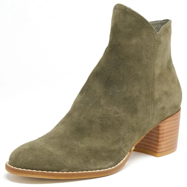 Quarter turn view Women's Django & Juliette Footwear style name Mockas in color Olive Suede. Sku: DJ12670H81SU