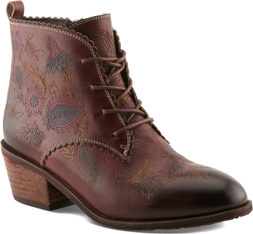 Quarter turn view Women's L'Artiste Footwear style name Duju in color BURGUNDY. Sku: DUJU-BGY