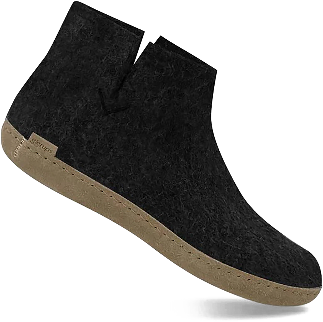 Quarter turn view Women&