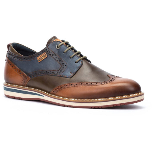 Quarter turn view Men's Pikolinos Footwear style name Avila 4191C1 in color Brandy. Sku: M1T-4191C1BRA