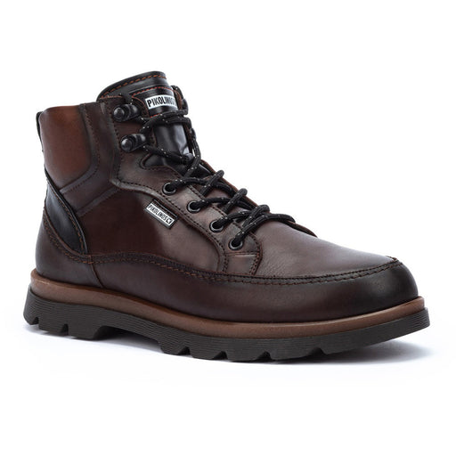 Quarter turn view Men's Pikolinos Footwear style name Vigo 8107C1 in color Olmo. Sku: M3M-8107C1OLM