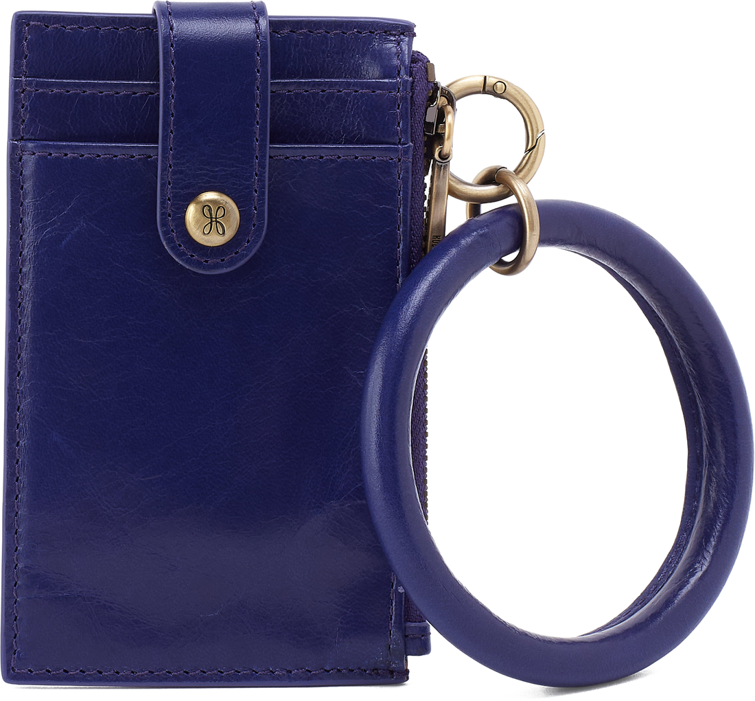 Quarter turn view Women&