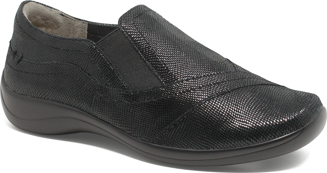 Quarter turn view Women&