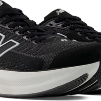 Women's New Balance 860 V15 Double Wide in Black/ White. Sku: W8604NE-2E