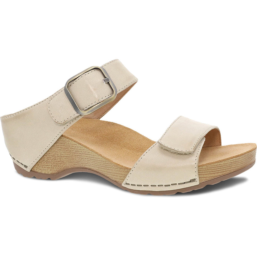 Quarter view Women's Dansko Footwear style name Tanya in color Linen Milled. Sku: 1711-441600