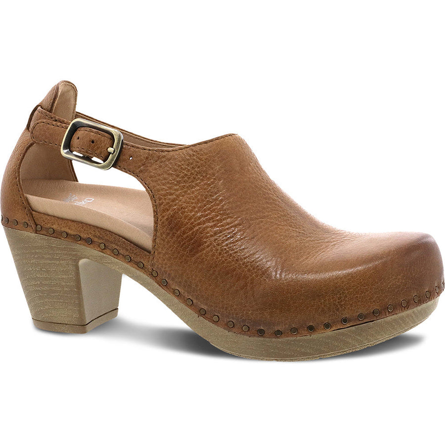 Quarter view Women's Dansko Footwear style name Sassy in color Tan Milled Burnished. Sku: 1831-371500