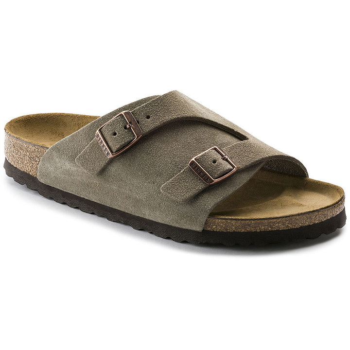 Quarter view Men's Birkenstock Footwear style name Zurich Suede Regular in color Taupe. Sku: 50461