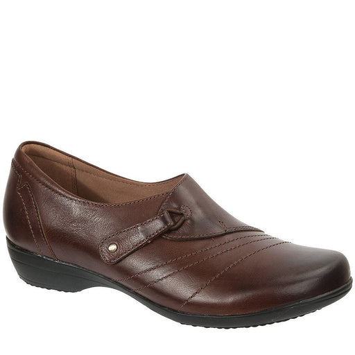 Quarter view Women's Footwear style name FRANNY in color Chocolate Brown. SKU: 5500-230200
