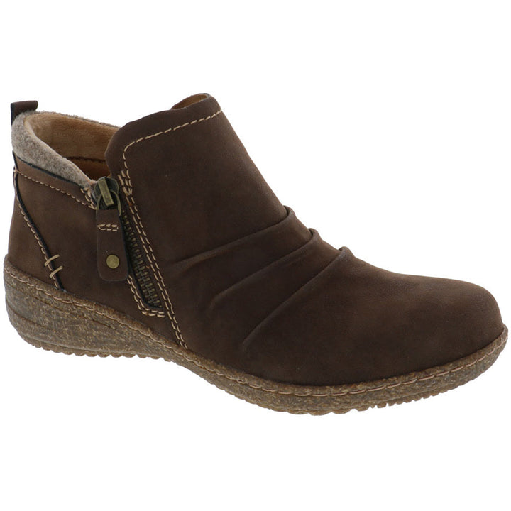 Quarter view Women's Biza Footwear style name Dakota in color Brown. Sku: 6038246