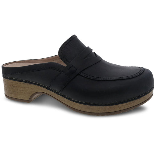 Quarter view Women's Dansko Footwear style name Bel color Black Oiled. Sku: 9424-501600