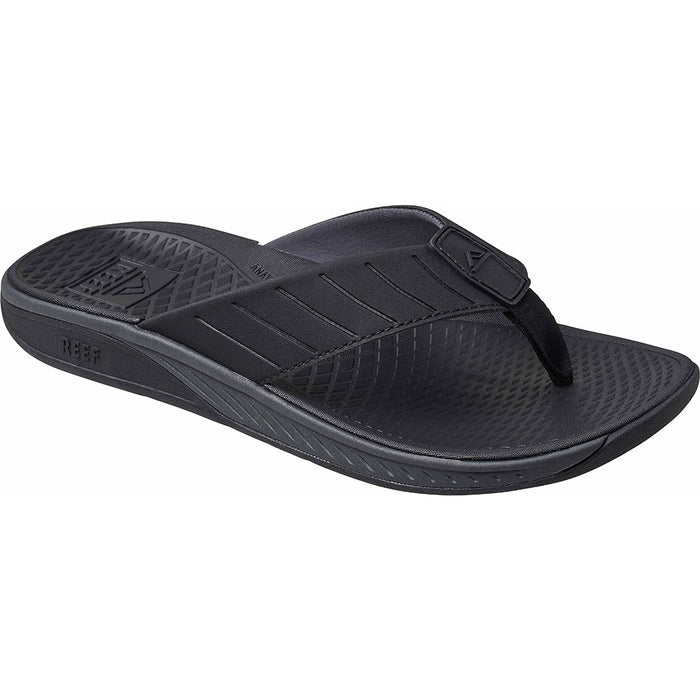 Quarter view Men's Reef Footwear style name The Deckhand in color Black. Sku: CJ2233