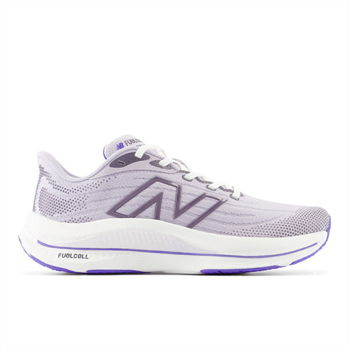Quarter view Women's New Balance Footwear style name Fuel Cell Walker Elite Extra Wide in color Gray/ Violet/ Electric Indigo. Sku: WWWKELV1-2E